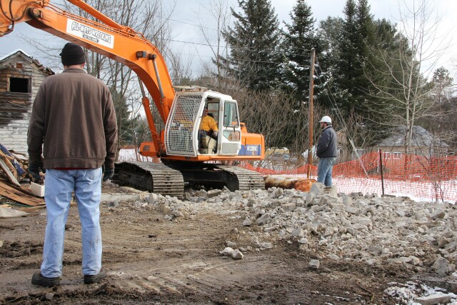 Ernie's garage - no more back wall or concrete shed