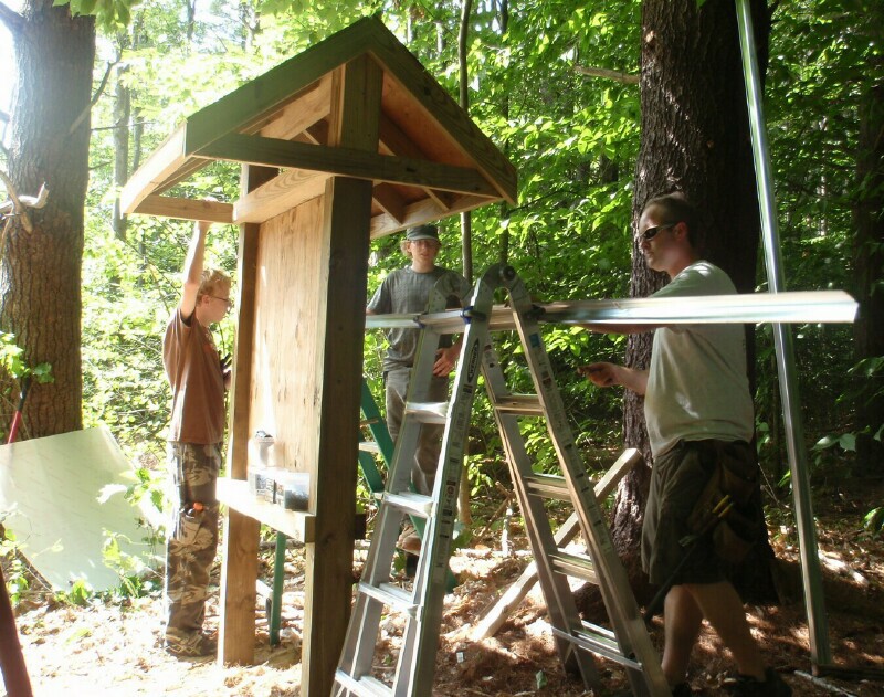 Kiosk being built at Buffalo Park