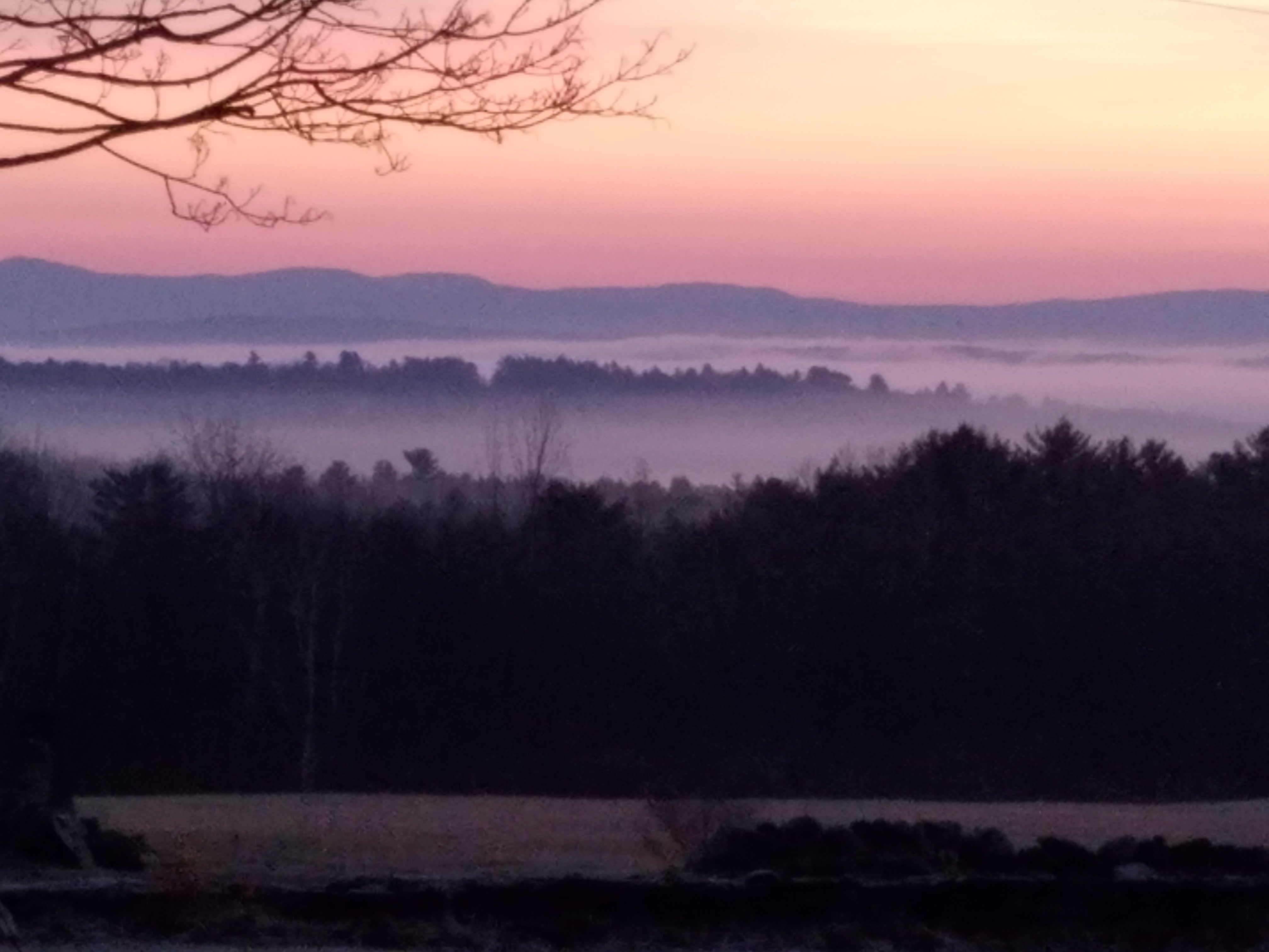 Picture of hills in Tilton NH